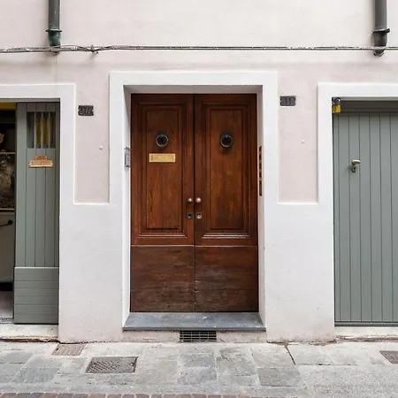 Guesthost - Historical Centre Olive