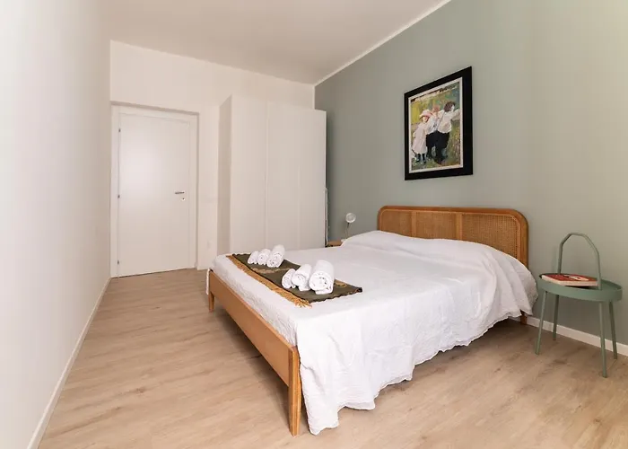 Guesthost - Historical Centre Olive * Parma